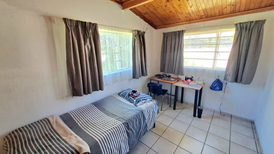 8 Bedroom Property for Sale in Brandwag Free State